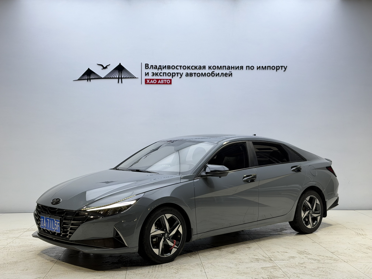 Hyundai Elantra 2023 из Китая